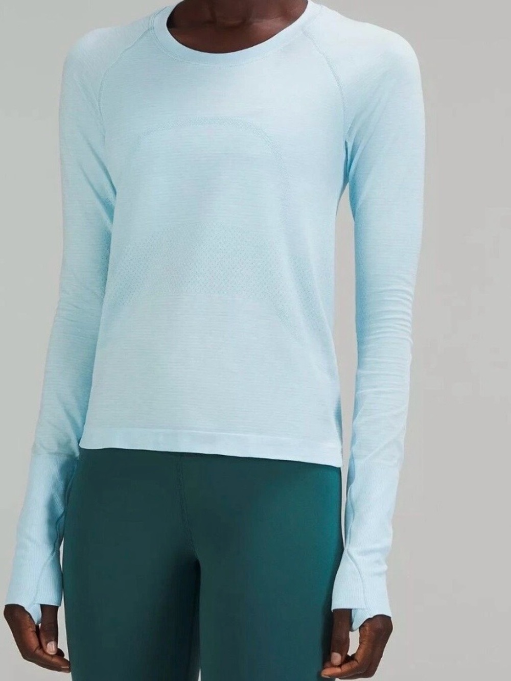 Lululemon Women’s Swiftly Tech Long Sleeve Light Blue Shine Size 6